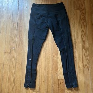 Lulu “stirrup” style leggings label removed for comfort